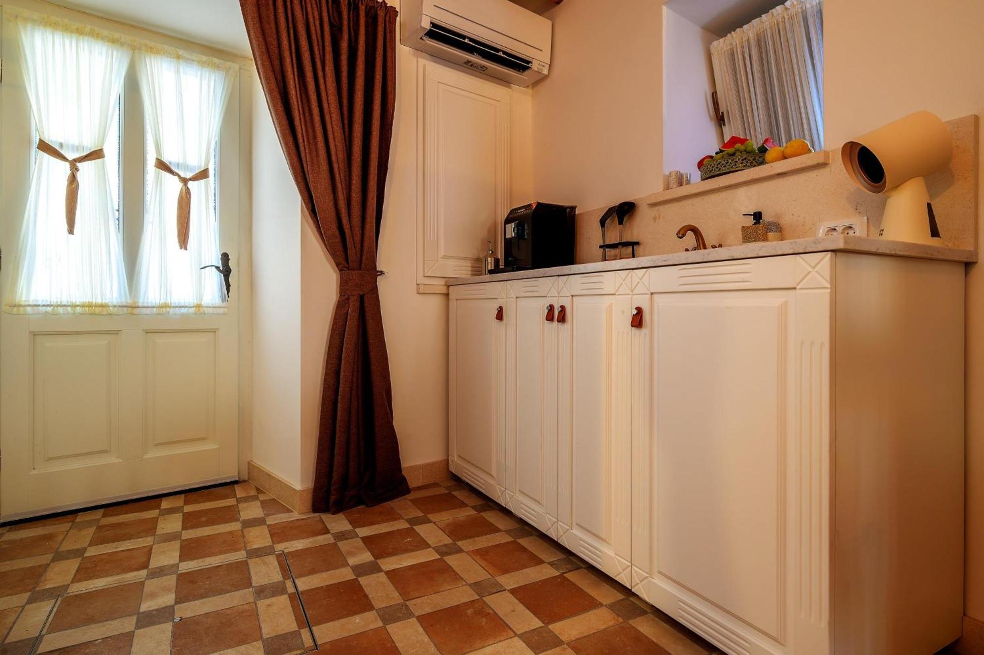 Imperatore Palace Apartman *