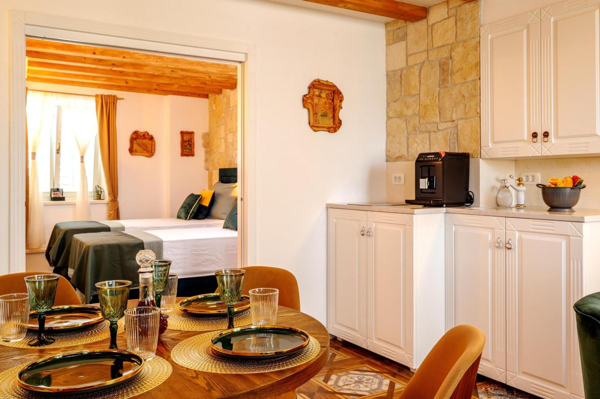 Imperatore Palace Apartman *